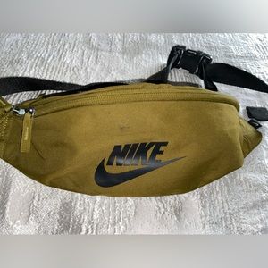 Nike Fanny pack